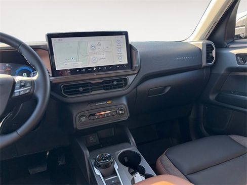 New 2025 Ford Bronco Sport Outer Banks w/ Outer Banks Tech Package+ image 11