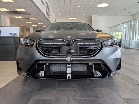 New 2026 BMW M5 AWD/4WD image 10