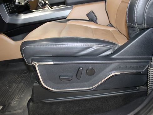 Used 2023 Ford F150 Lariat w/ Trailer Tow Package image 18