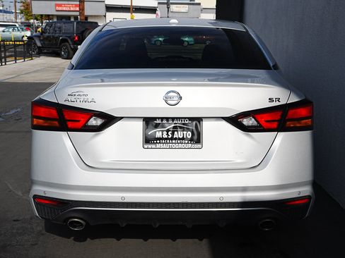 Used 2022 Nissan Altima 2.5 SR image 5
