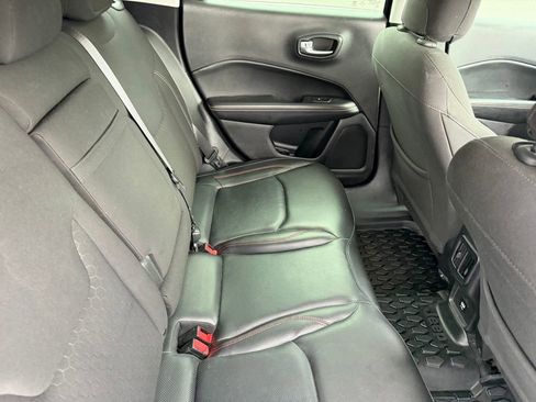 Used 2018 Jeep Compass Sport FWD image 18