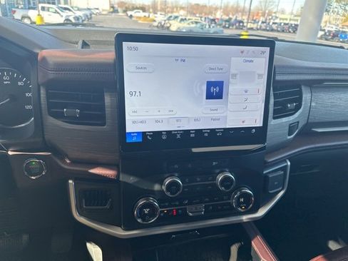 Certified 2024 Ford Expedition Limited image 15