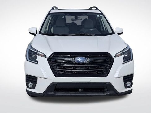 Used 2024 Subaru Forester Premium AWD/4WD image 2