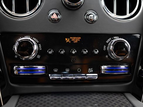 New 2027 Rolls-Royce Cullinan Black Badge AWD/4WD image 45