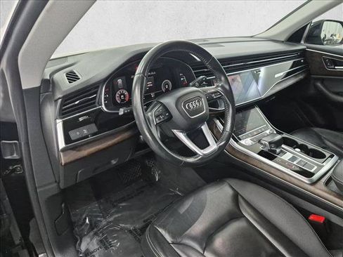 Used 2019 Audi Q8 Premium w/ Convenience Package AWD/4WD image 10
