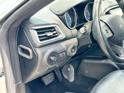Used 2017 Maserati Ghibli RWD image 10