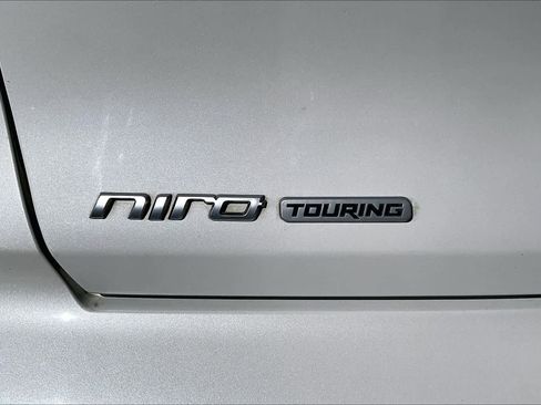 Used 2019 Kia Niro Touring image 30