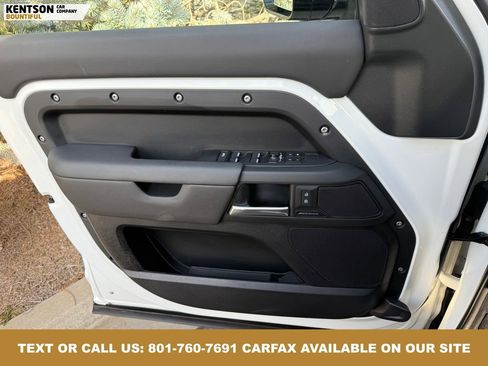 Used 2025 Land Rover Defender 110 S image 20