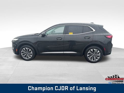 Used 2024 Buick Envision Preferred image 2