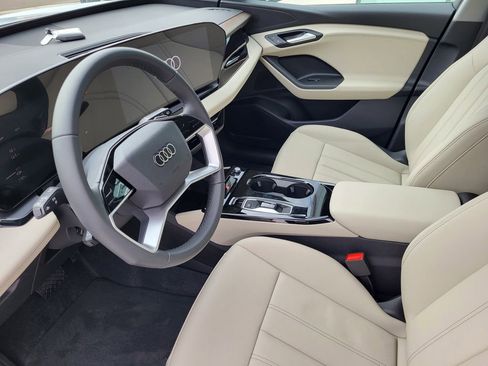 New 2025 Audi Q6 e-tron Premium image 7