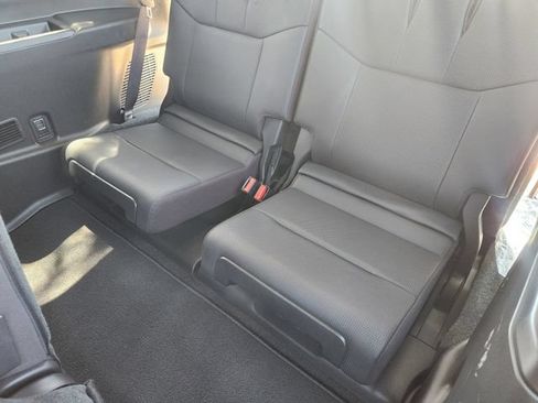 Used 2026 Lexus GX 550 w/ Cold Area Package AWD/4WD image 31