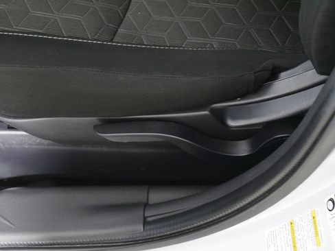 Used 2025 Mitsubishi Outlander Sport ES AWD/4WD image 20