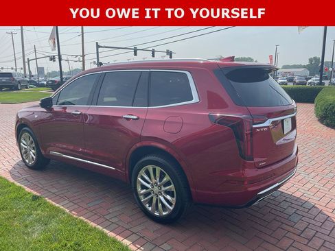 Used 2023 Cadillac XT6 Premium Luxury w/ Platinum Package AWD/4WD image 10