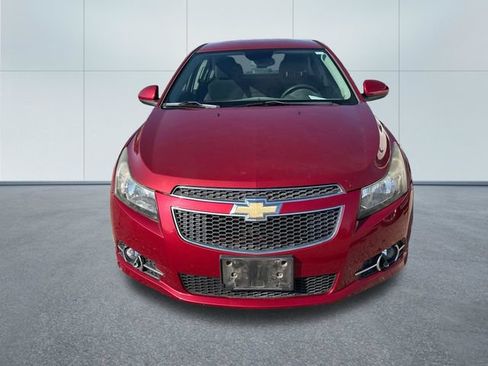 Used 2017 Chevrolet Cruze Premier w/ RS Package FWD image 6