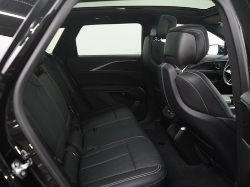 Used 2025 Cadillac Lyriq Luxury w/ LPO, Floor Liner Package AWD/4WD image 12
