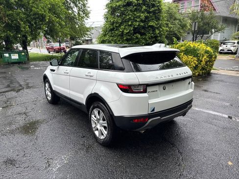 Used 2018 Land Rover Range Rover Evoque SE Premium AWD/4WD image 4