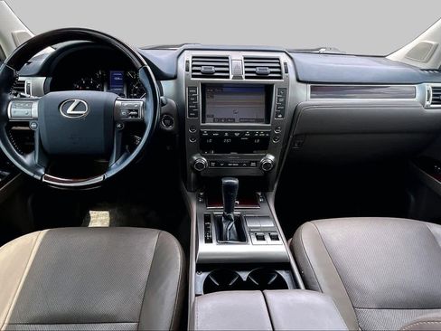 Used 2018 Lexus GX 460 Premium w/ Premium Package AWD/4WD image 14