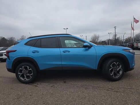 New 2026 Chevrolet Trax LT w/ Driver Confidence Package image 16