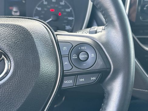 Certified 2024 Toyota Corolla SE image 24