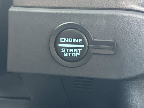 New 2025 Ford Bronco Badlands image 23