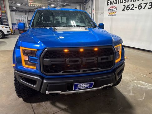 Used 2019 Ford F150 Raptor w/ Equipment Group 802A Luxury AWD/4WD image 3