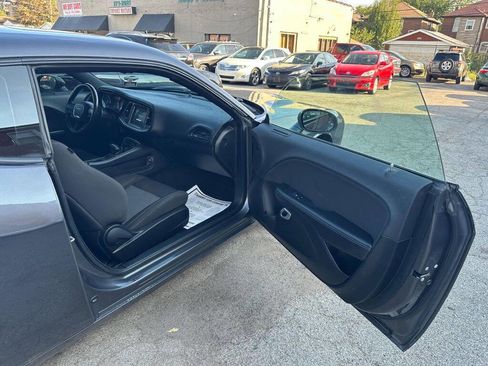 Used 2021 Dodge Challenger SXT w/ Driver Convenience Group image 13
