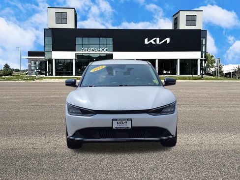 Used 2024 Kia EV6 Light AWD/4WD image 3