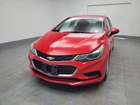 Used 2017 Chevrolet Cruze LT image 15
