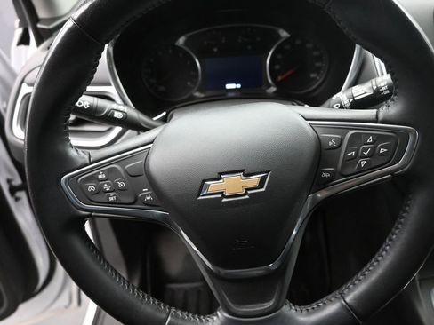 Used 2022 Chevrolet Equinox LT image 17