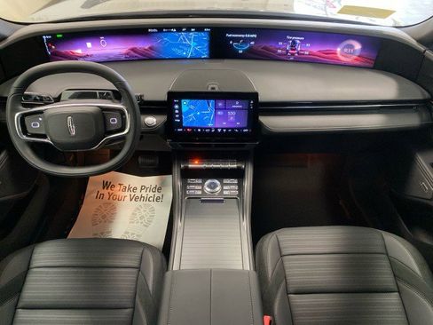 New 2025 Lincoln Nautilus Reserve w/ Jet Appearance Package image 10