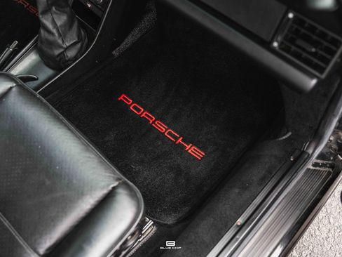 Used 1987 Porsche 911 Carrera RWD image 20
