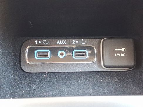 Used 2021 Jeep Grand Cherokee Limited AWD/4WD image 26