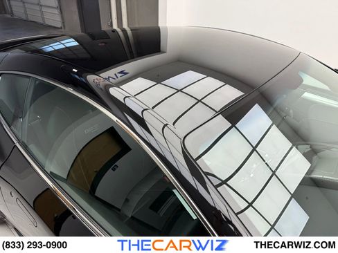 Used 2012 Aston Martin DBS Coupe image 30