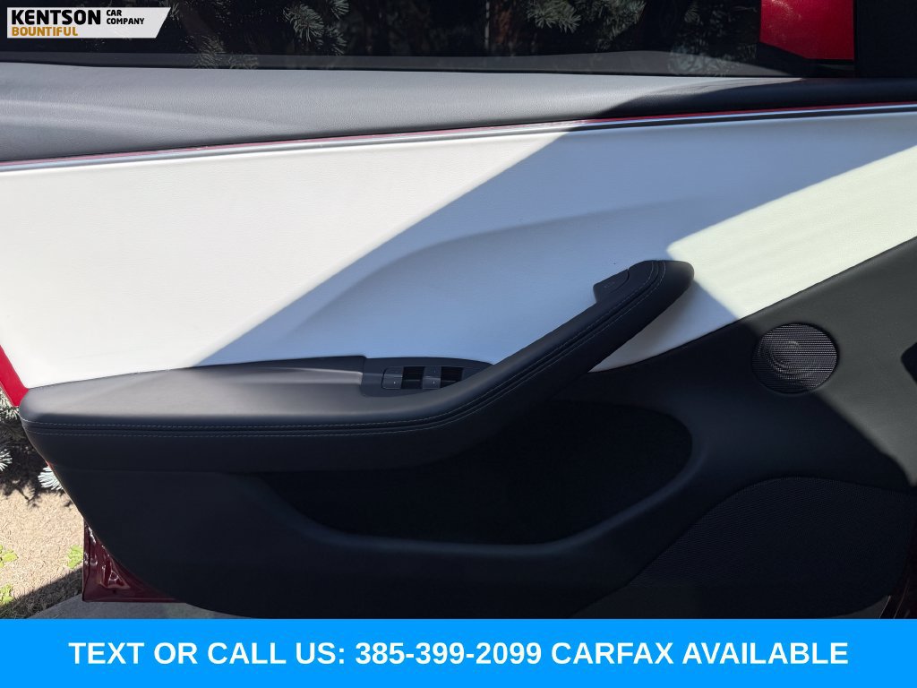 Used 2024 Tesla Model 3 Performance AWD/4WD image 17
