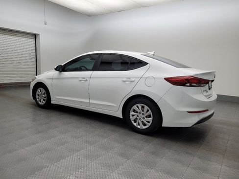 Used 2017 Hyundai Elantra SE image 3