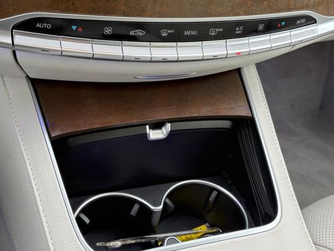 Used 2015 Mercedes-Benz S 550 Sedan image 23