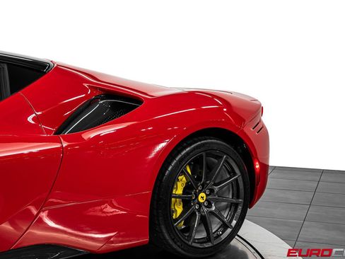 Used 2023 Ferrari SF90 Stradale AWD/4WD image 21