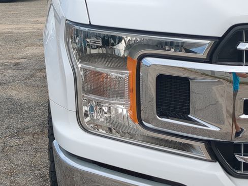 Certified 2020 Ford F150 XLT w/ Equipment Group 302A Luxury AWD/4WD image 8