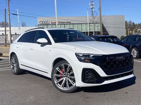 New 2026 Audi Q8 Prestige image 1
