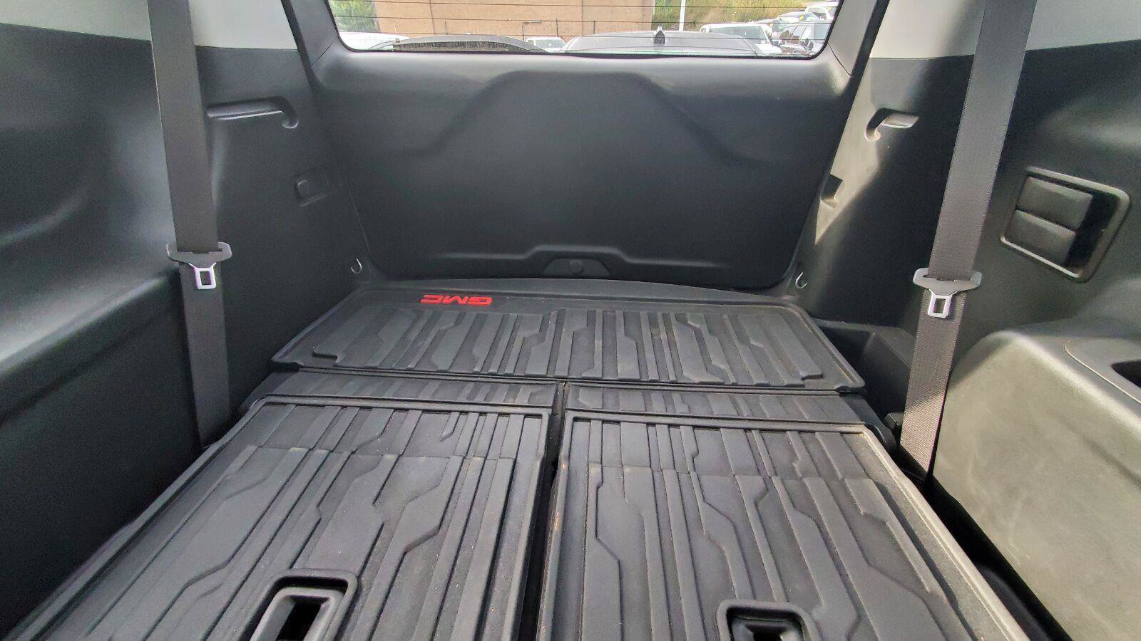 Used 2021 GMC Acadia AT4 w/ LPO, Floor Liner Package AWD/4WD image 7