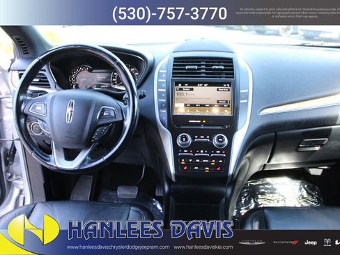 Used 2016 Lincoln MKC Select w/ Select Plus Package FWD image 18