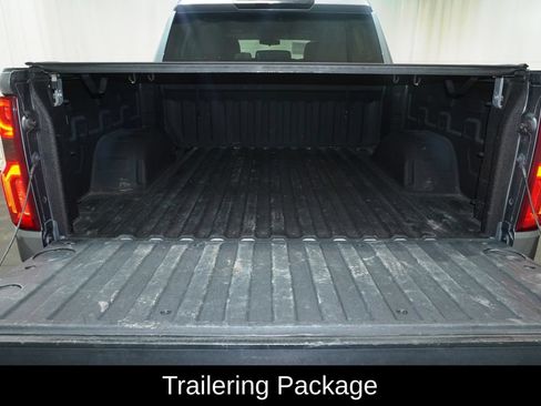 Used 2022 Chevrolet Silverado 1500 LT Trail Boss AWD/4WD image 7