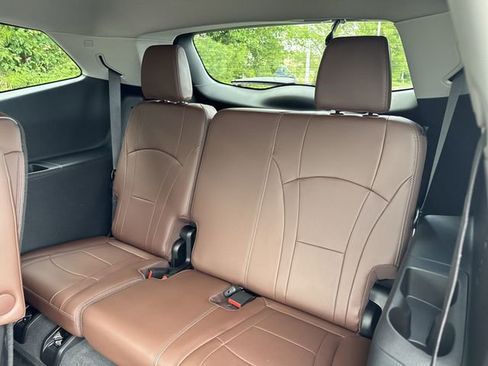 Used 2020 Buick Enclave Avenir w/ Avenir Technology Package FWD image 16