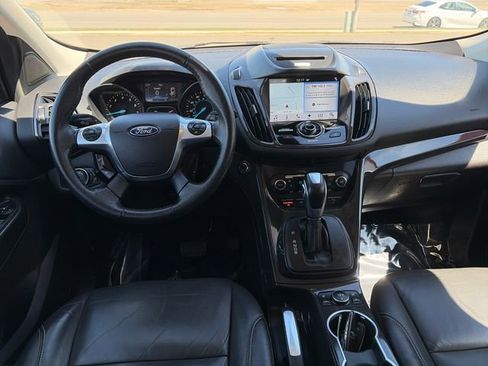 Used 2016 Ford Escape Titanium w/ Equipment Group 301A AWD/4WD image 31