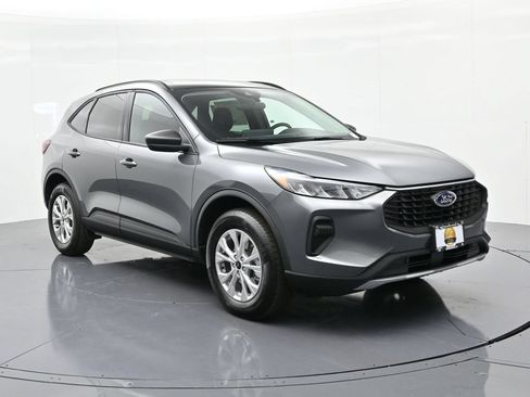 New 2026 Ford Escape Active w/ Active Premium Tech Pack AWD/4WD image 4