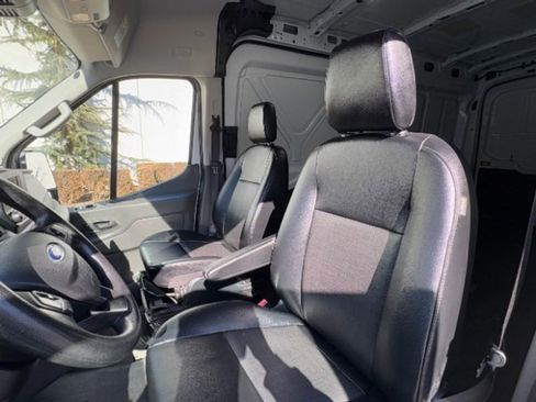 Used 2023 Ford Transit 250 Medium Roof AWD image 15