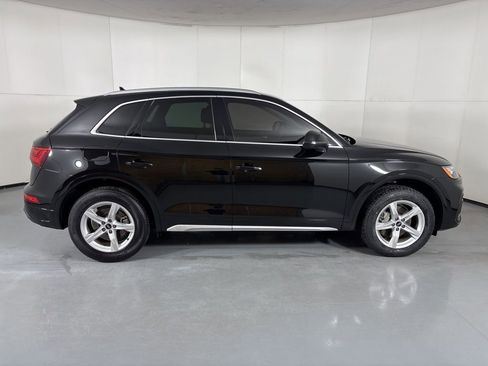 Used 2023 Audi Q5 2.0T Premium AWD/4WD image 9