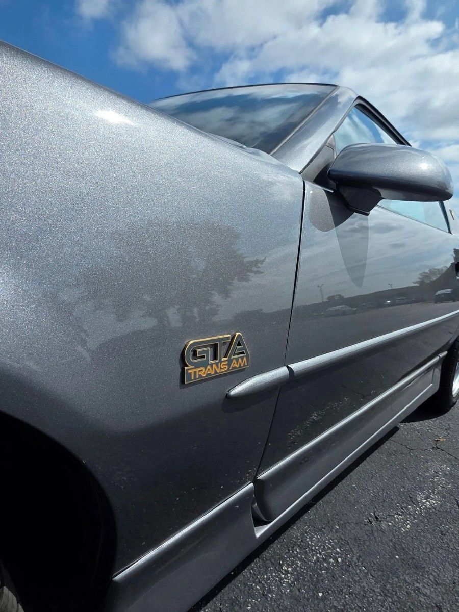 Used 1987 Pontiac Firebird Trans Am RWD image 36