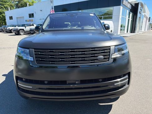 Used 2022 Land Rover Range Rover Long Wheelbase First Edition AWD/4WD image 10