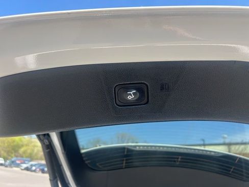 Used 2023 Ford Edge SEL w/ Convenience Package AWD/4WD image 16